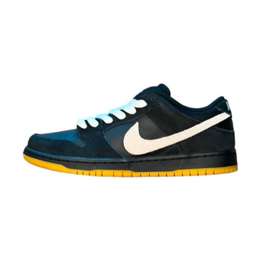 Nike SB Dunk Low Pro Black/White